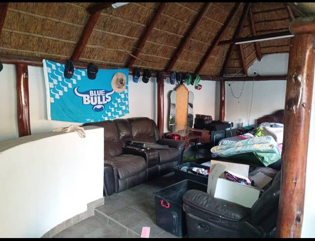 3 BEDROOM FREESTANDING FOR SALE IN KANONKOP